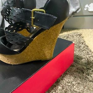 Black Strapped Wedges